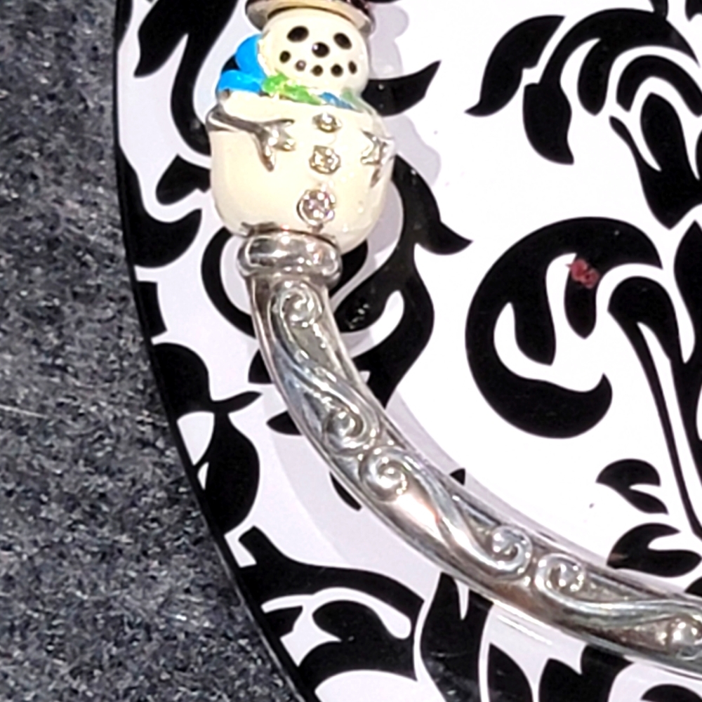 BRIGHTON RETIRED CHILLY WILLY SNOWMAN BANGLE NWOT - Picture 6 of 13